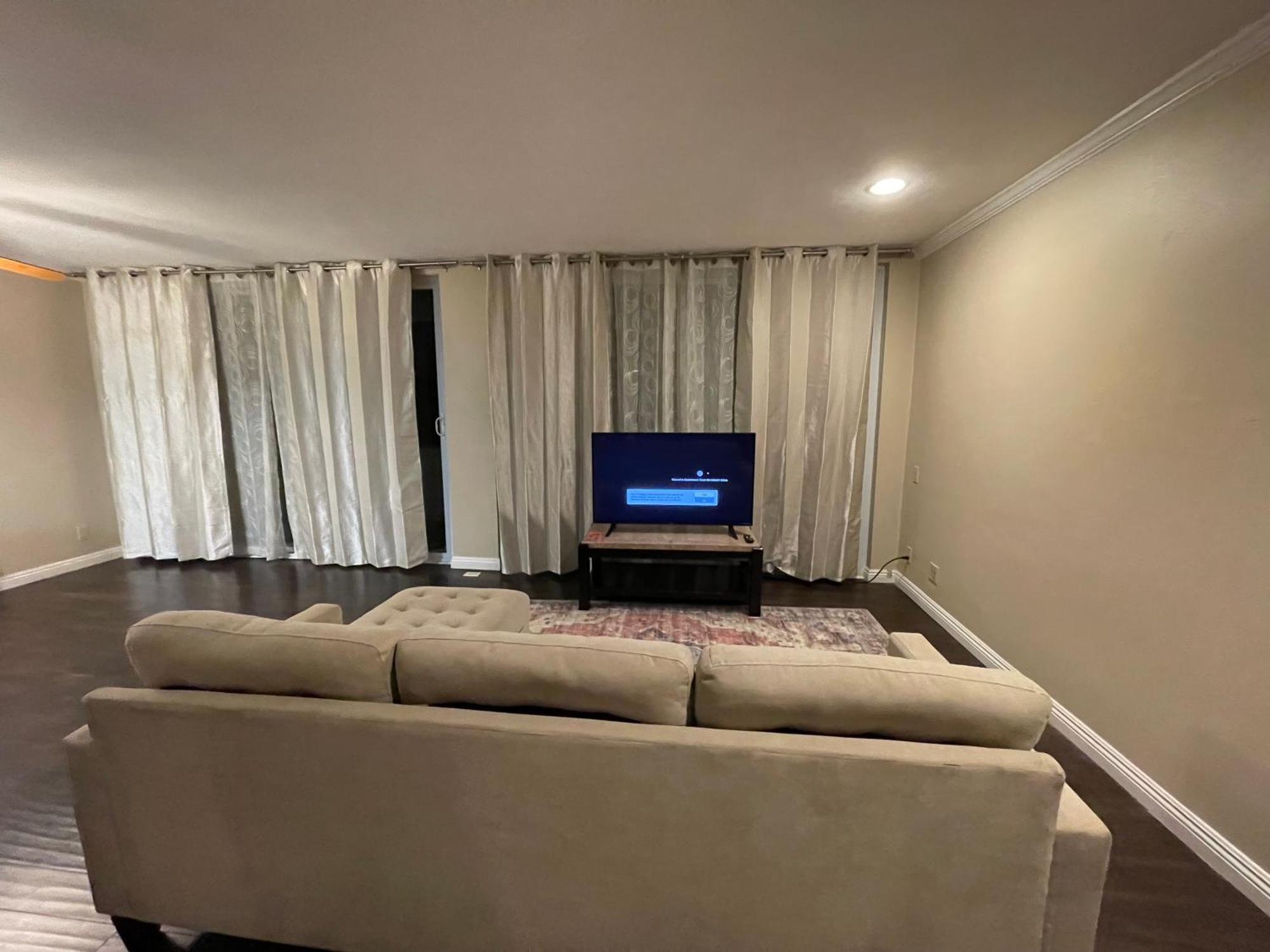 2 Bed 2 Bath Retreat Los Angeles